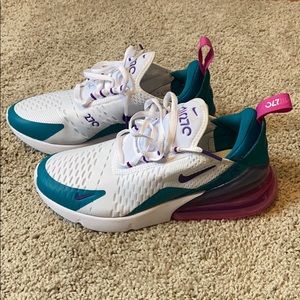 Nike air sneakers size 6.5